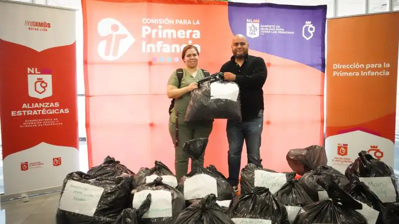 Grupo PLA Firme entrega donativos a representantes de estancias infantiles en Nuevo León.